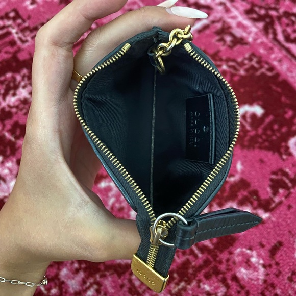 Gucci Signature key case. - Picture 4 of 5